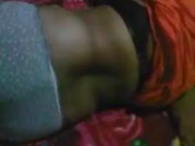 Sulista com bunda grande e grossa Cassidy Banks sendo fodida com uma boceta carnuda putaria legendado
